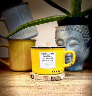 Mug candle - yellow Coconut lemon verbena